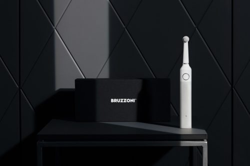 BRUZZONI exlusive fogkefe (fehér - ezüst)